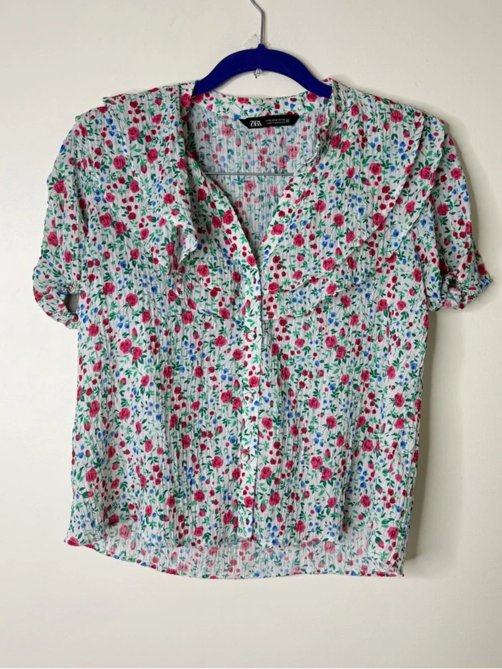 Zara floral print button down puff sleeve top blouse